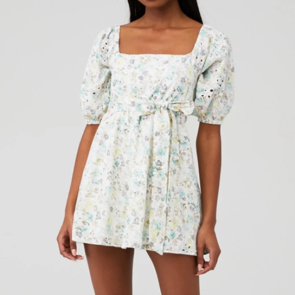 Minkpink Irwin Mini Dress w Puff Sleeves - Picture 1 of 5